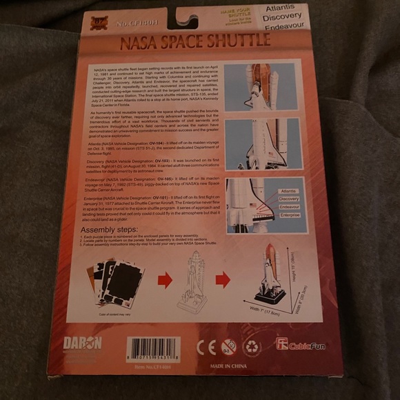 NASA space shuttle 3D puzzle NEW - Picture 2 of 3